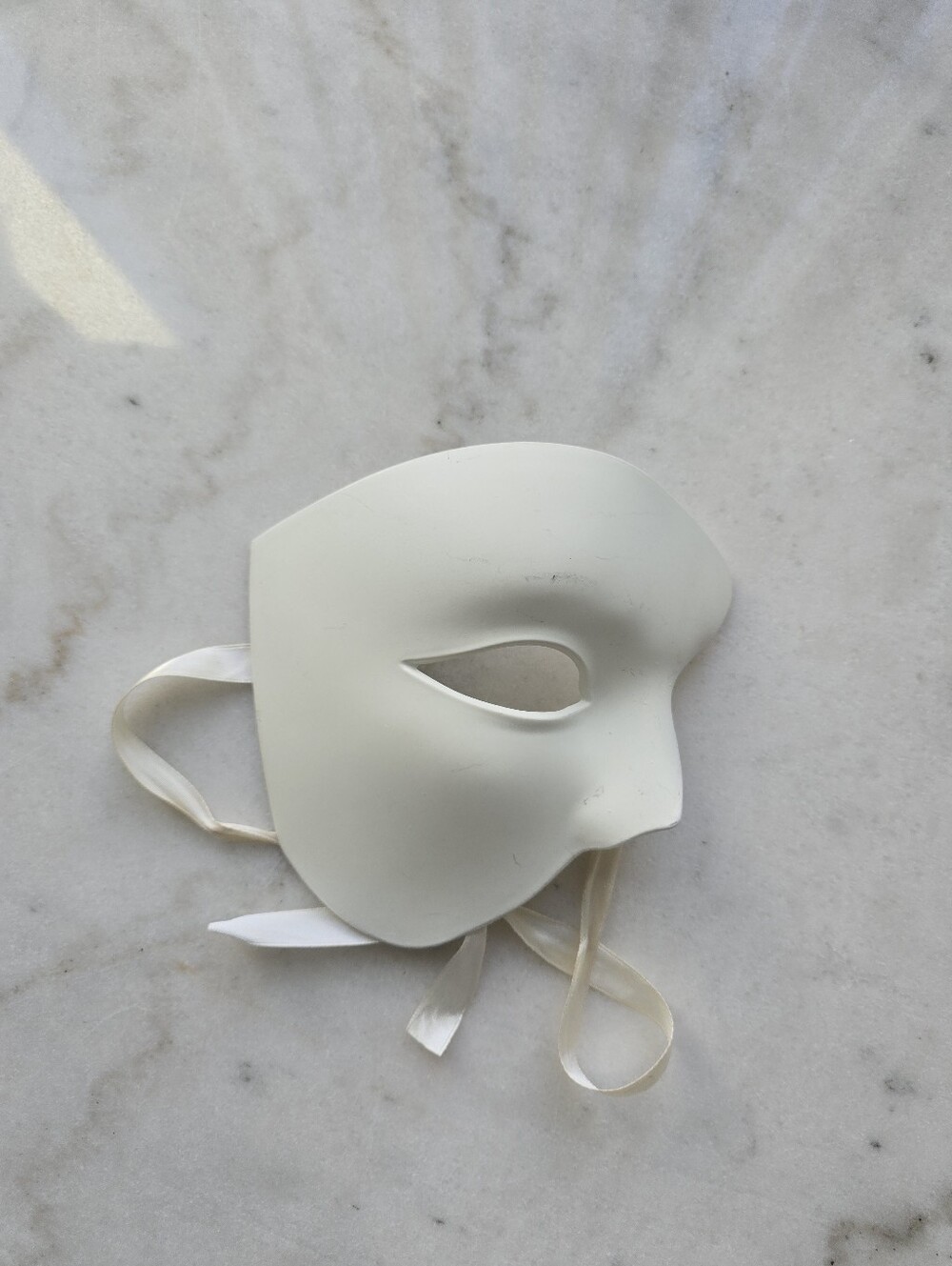 White Men's Mask And Black Women's Half Face Mask - Elegant Costume Accessory
